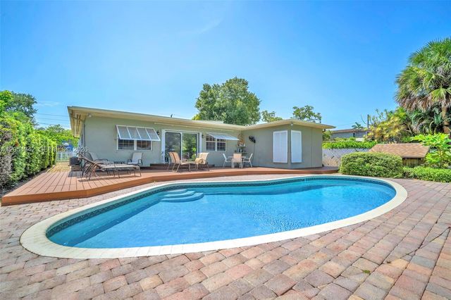 800 SW 8th Terrace, Fort Lauderdale, FL 33315