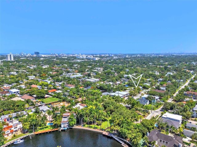 800 SW 8th Terrace, Fort Lauderdale, FL 33315