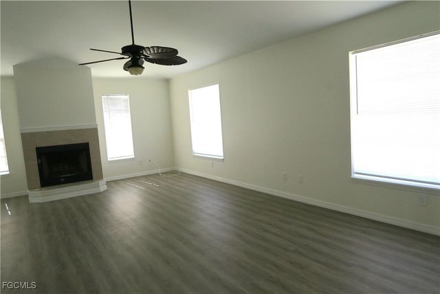 2309 SE 5th PL, Cape Coral, FL 33990