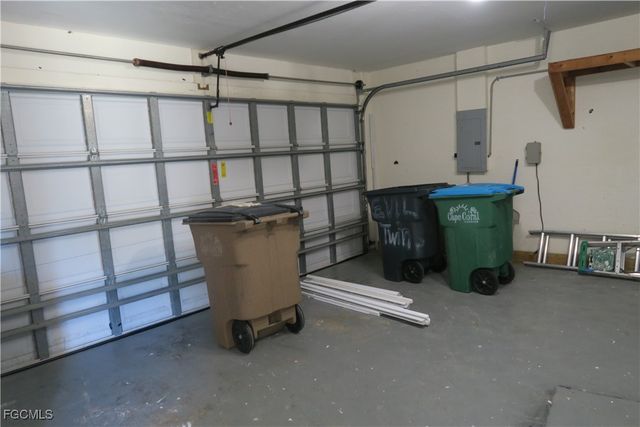 2309 SE 5th PL, Cape Coral, FL 33990