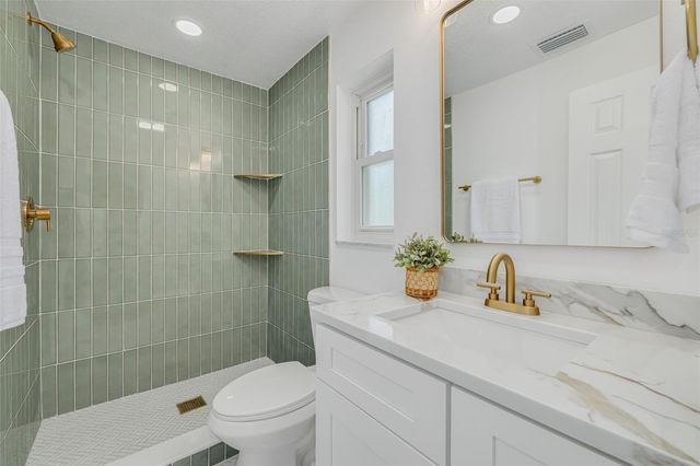 1872 PRINCETON DRIVE, Clearwater, FL 33765