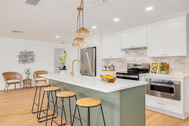 1872 PRINCETON DRIVE, Clearwater, FL 33765