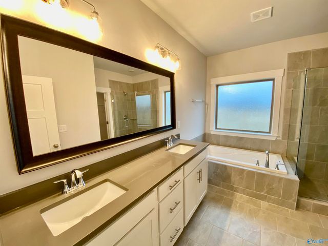 21940 Shearwater Drive, Athens, AL 35613