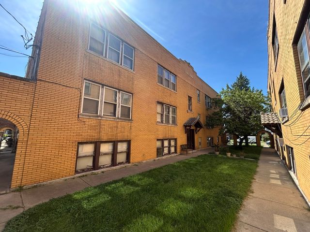 1931 Scoville Avenue, Berwyn, IL 60402