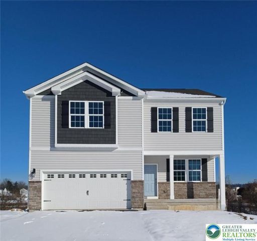 107 Winding Road, Forks Twp, PA 18040