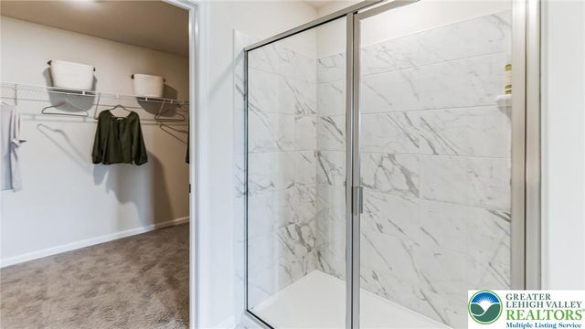 107 Winding Road, Forks Twp, PA 18040