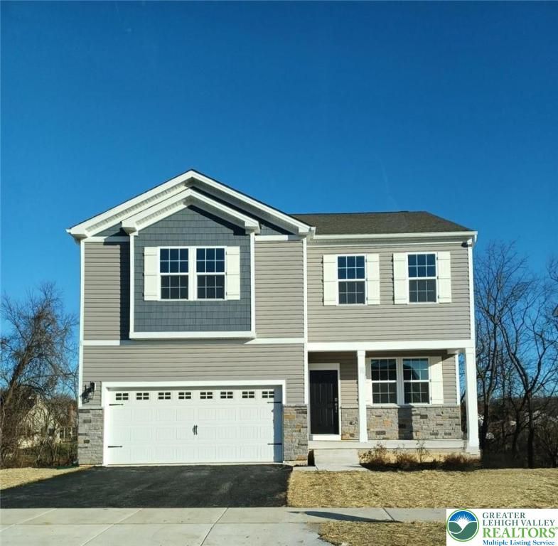 107 Winding Road, Forks Twp, PA 18040