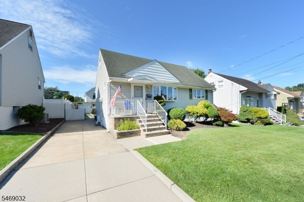 186 Palmer Ter, Wood-ridge Boro, NJ 07075 — photo 2