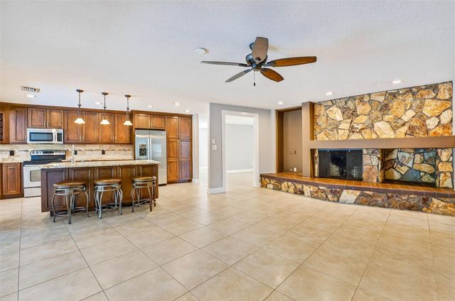 2111 PADDOCK CIRCLE, Dunedin, FL 34698