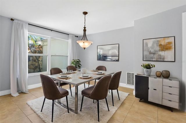 2111 PADDOCK CIRCLE, Dunedin, FL 34698