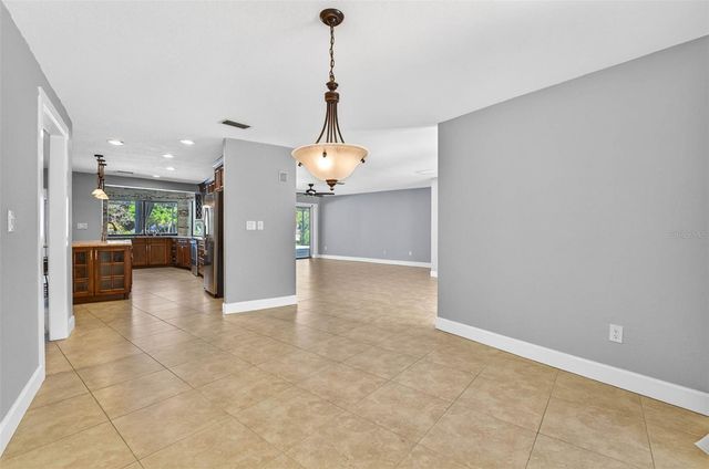 2111 PADDOCK CIRCLE, Dunedin, FL 34698