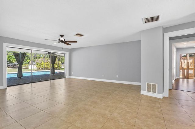 2111 PADDOCK CIRCLE, Dunedin, FL 34698