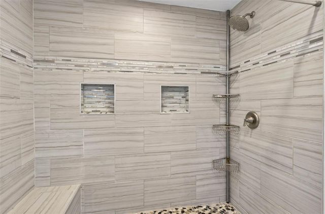 2111 PADDOCK CIRCLE, Dunedin, FL 34698