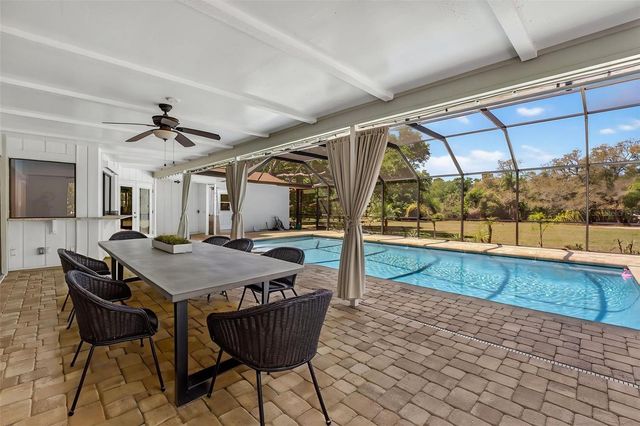 2111 PADDOCK CIRCLE, Dunedin, FL 34698