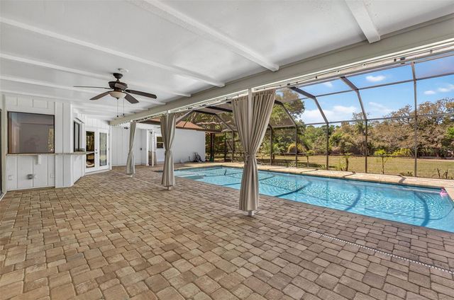 2111 PADDOCK CIRCLE, Dunedin, FL 34698