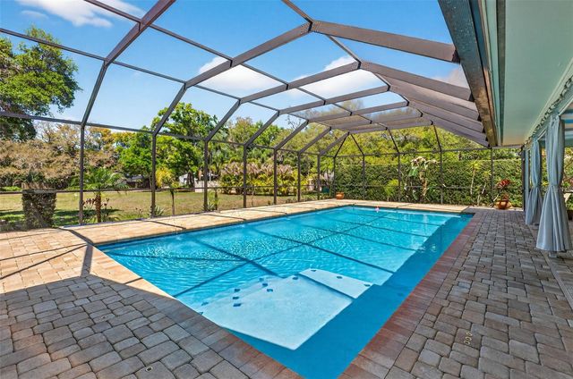 2111 PADDOCK CIRCLE, Dunedin, FL 34698