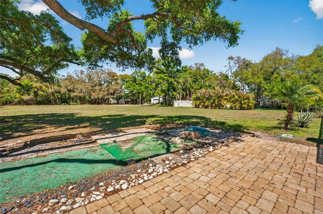 2111 PADDOCK CIRCLE, Dunedin, FL 34698