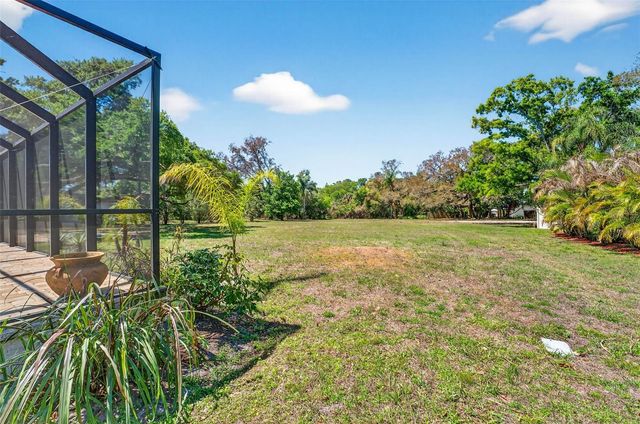 2111 PADDOCK CIRCLE, Dunedin, FL 34698