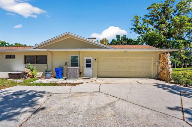 2111 PADDOCK CIRCLE, Dunedin, FL 34698