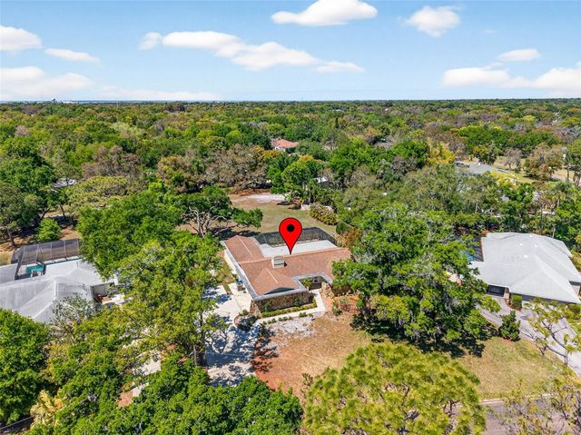 2111 PADDOCK CIRCLE, Dunedin, FL 34698