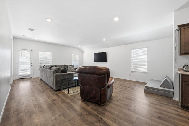 3612 Cody Lane, Denton, TX 76207