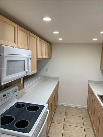 1820 N congress 101, Palm Beach, FL 33401