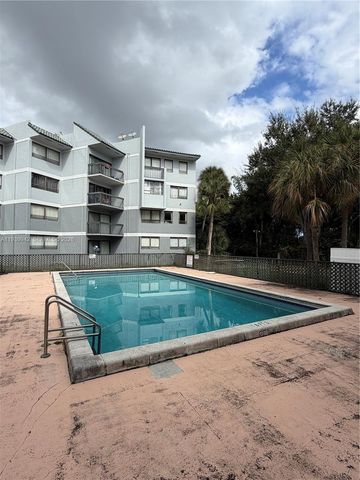 1820 N congress 101, Palm Beach, FL 33401