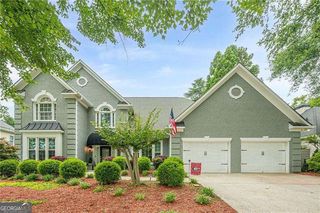6685 Waterbury Way, Cumming, GA 30040