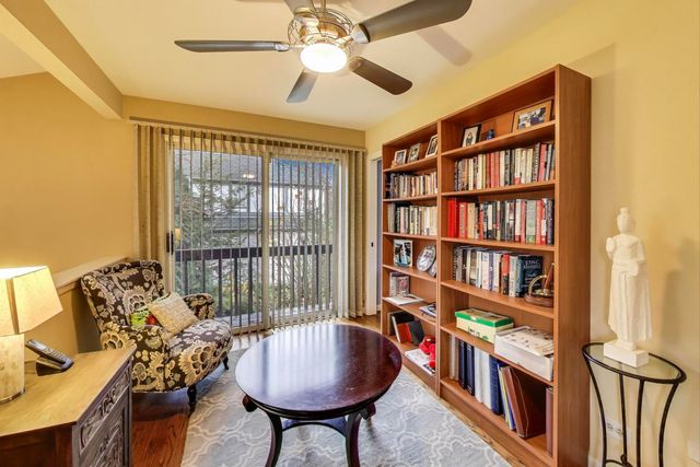 11515 BURR OAK Lane, Burr Ridge, IL 60527