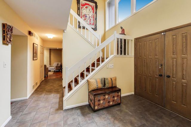 11515 BURR OAK Lane, Burr Ridge, IL 60527