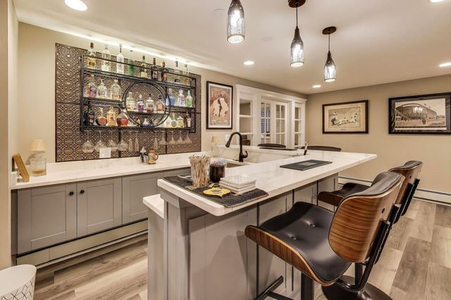 11515 BURR OAK Lane, Burr Ridge, IL 60527