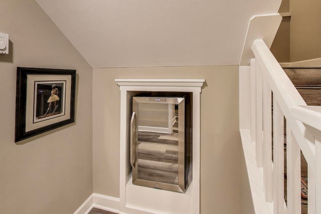 11515 BURR OAK Lane, Burr Ridge, IL 60527