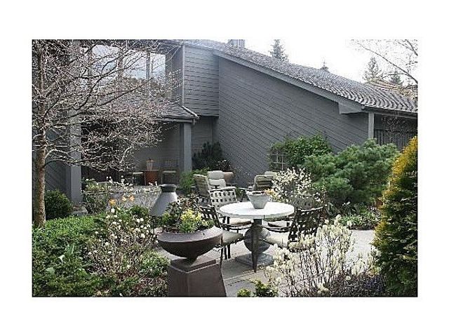 11515 BURR OAK Lane, Burr Ridge, IL 60527