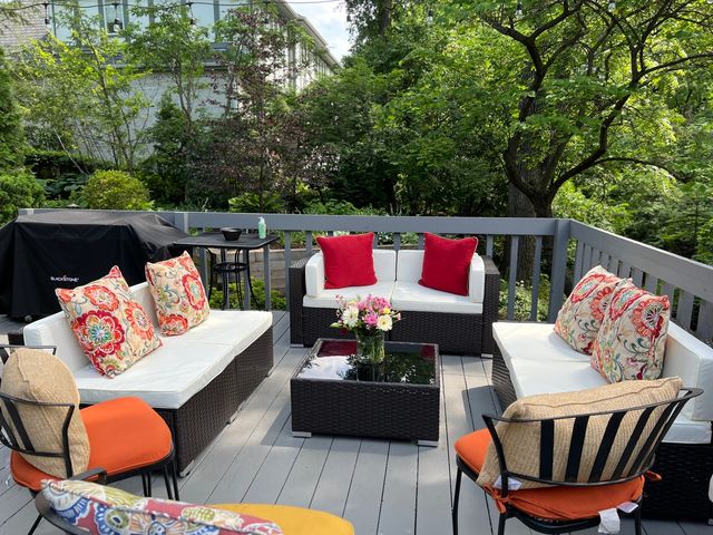 11515 BURR OAK Lane, Burr Ridge, IL 60527