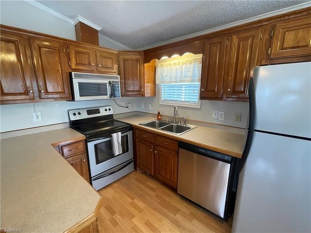 116 Dove Lane, New London, NC 28127