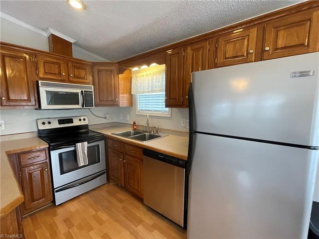 116 Dove Lane, New London, NC 28127