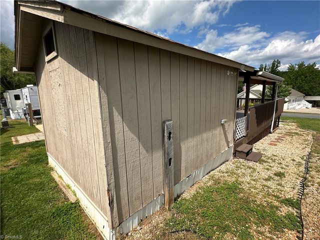 116 Dove Lane, New London, NC 28127