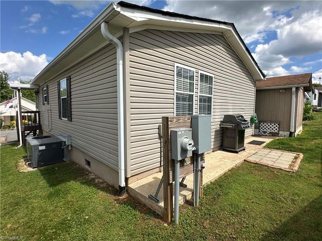 116 Dove Lane, New London, NC 28127