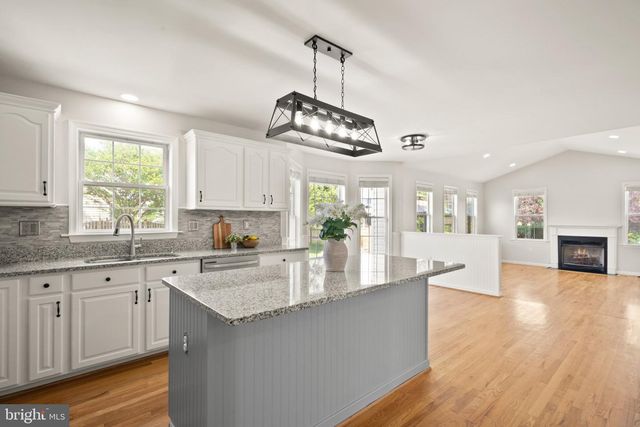 522 MOSBY BLVD, Berryville, VA 22611