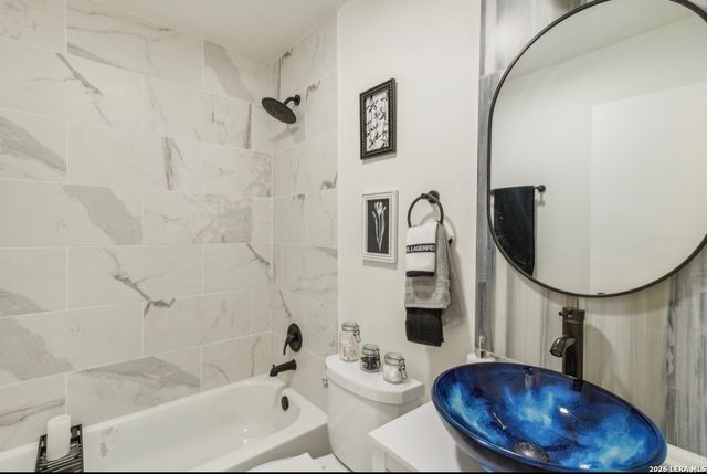 194 Rosewood, New Braunfels, TX 78130