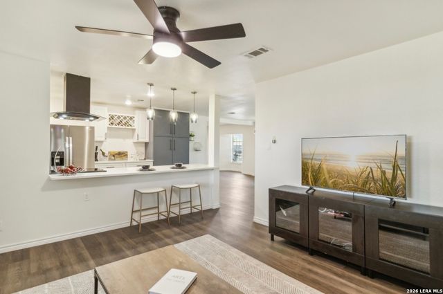 194 Rosewood, New Braunfels, TX 78130