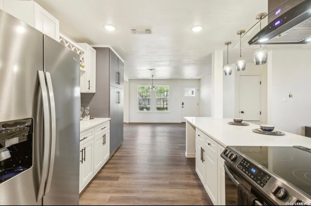 194 Rosewood, New Braunfels, TX 78130