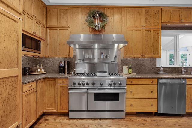1301 Woodhill Drive, Chattanooga, TN 37405