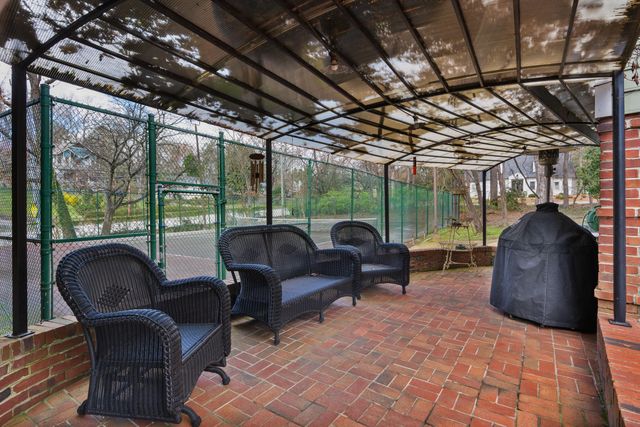 1301 Woodhill Drive, Chattanooga, TN 37405