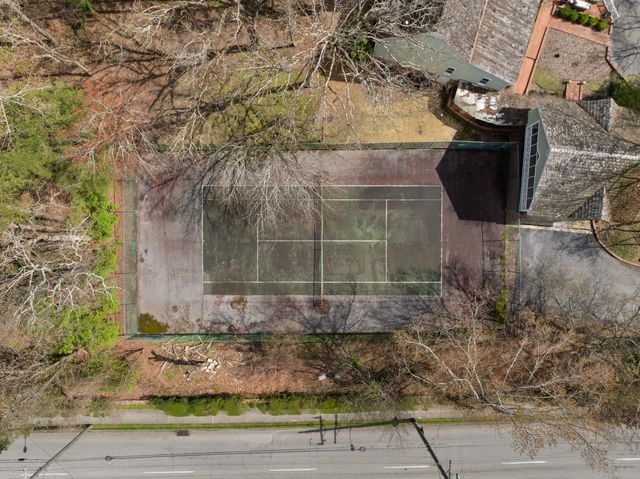 1301 Woodhill Drive, Chattanooga, TN 37405