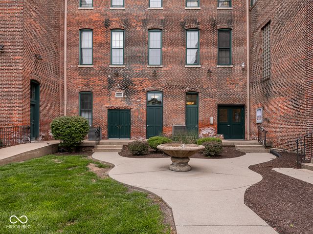 970 Fort Wayne Avenue 301, Indianapolis, IN 46202