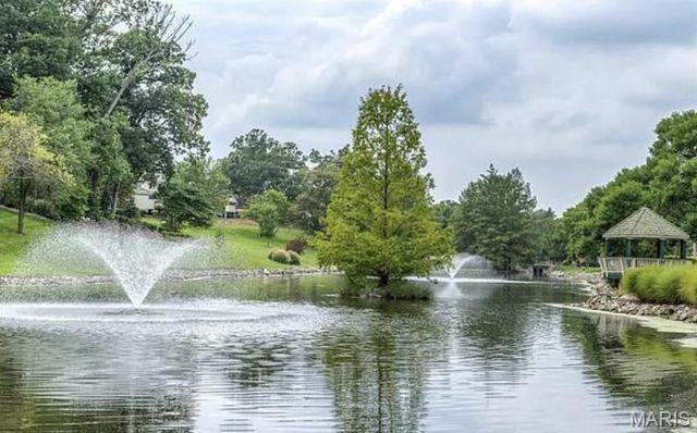 9121 N Swan Circle, Brentwood, MO 63144