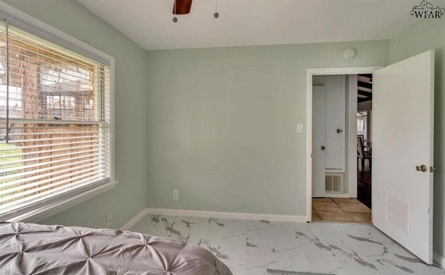 607 SHORELINE DRIVE, Wichita Falls, TX 76308