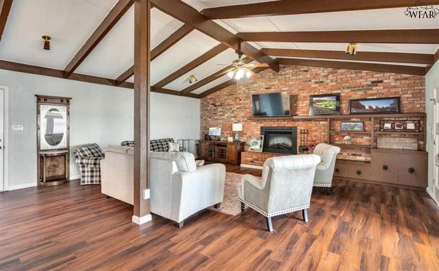 607 SHORELINE DRIVE, Wichita Falls, TX 76308