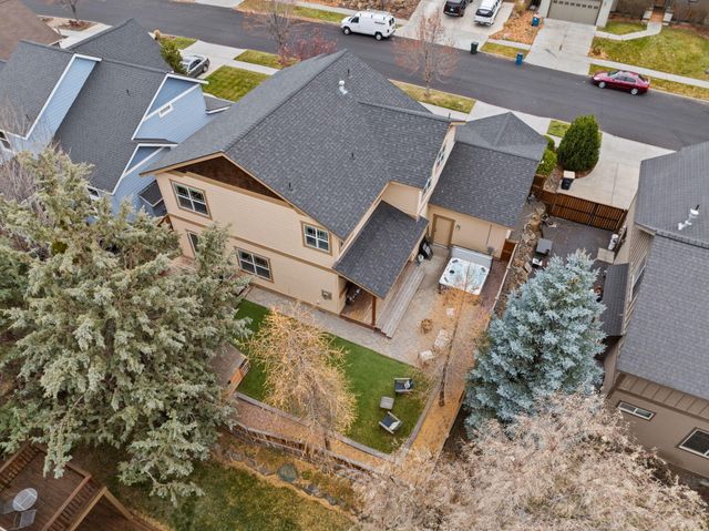 20668 Blanca Drive, Bend, OR 97701